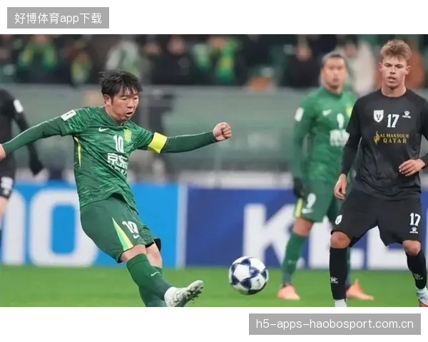 国安65万欧引援：24岁后腰“水货”被骂，15轮55犯规全联赛第一身价翻倍——从“低价”到“爆红”的传奇